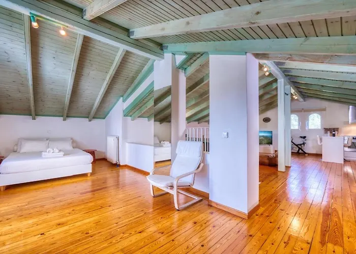 Mavres Luxury Loft Ágios Matthaíos