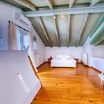 Mavres Luxury Loft Apartment *