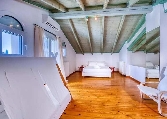 Mavres Luxury Loft Apartment *