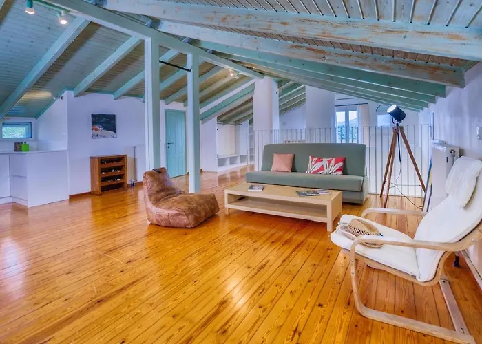 Mavres Luxury Loft Apartment