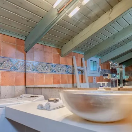 Appartamento Mavres Luxury Loft Ágios Matthaíos